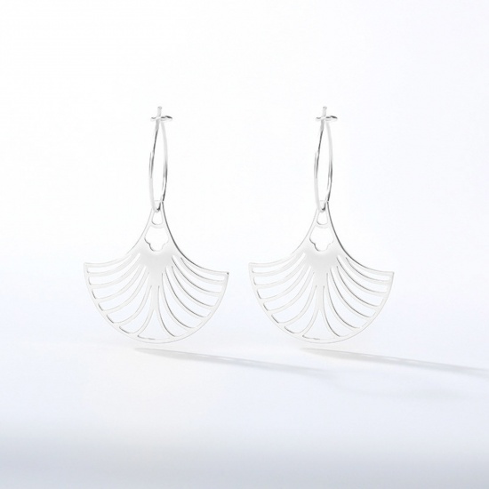 Picture of 304 Stainless Steel Stylish Hoop Earrings Silver Tone Fan-shaped Filigree 2cm Dia., 1 Pair