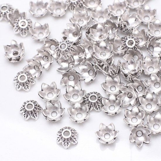 Bild von Zinklegierung Perlkappen Blumen Antiksilber Geschnitzte Muster 8mm D., 100 Stück
