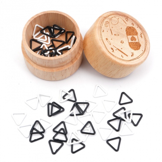 Immagine di Lega di Zinco Marcatori di Punto a maglia Triangolo Nero & Bianco Pittura 13mm x 12mm, 1 Scatola （ 60 PCs/Set)