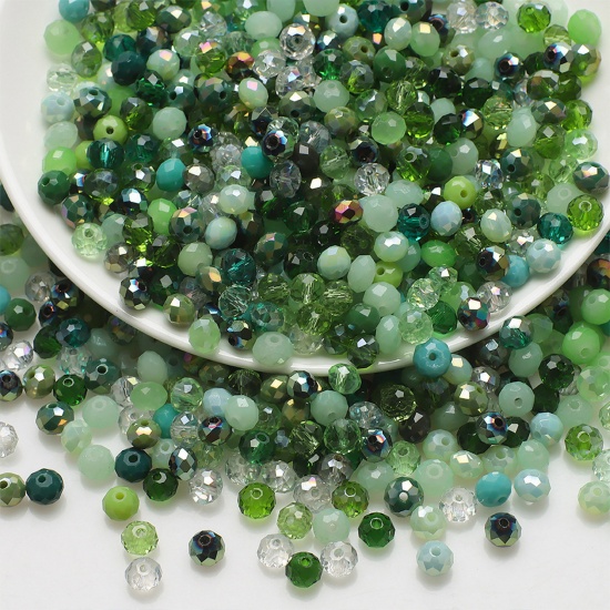 Bild von Glas Perlen Rund Grün Mit zufälligen Muster Facettiert ca. 6mm D., Loch: 1.4mm, 1 Packung (ca. 200 Stück/Packung)