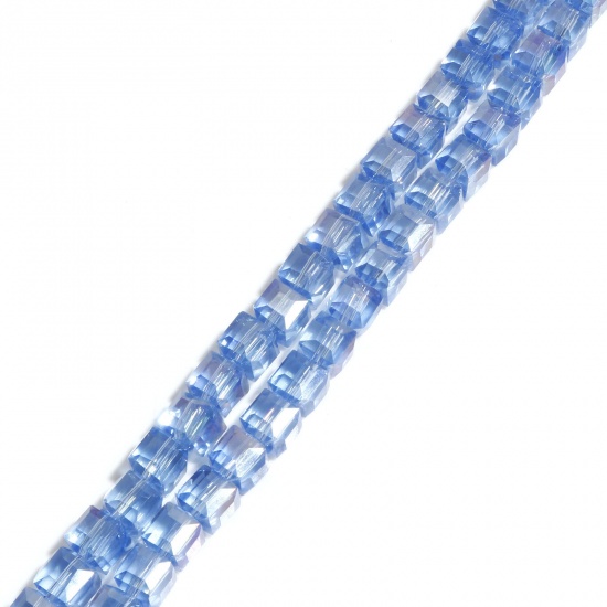 Bild von Glas Perlen Würfel Hellblau AB Farbe Facettiert ca. 6mm x 6mm, Loch: 1.2mm, 58.5cm lang, 1 Strang (ca. 98 Stück/Strang)