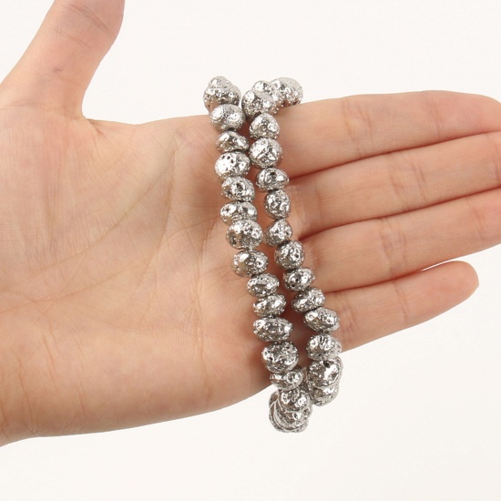 Bild von Lavagestein （ Synthetisch ） Perlen Unregelmäßig Silberfarben ca. 6mm D., 1 Strang (ca. 64 Stück/Strang)