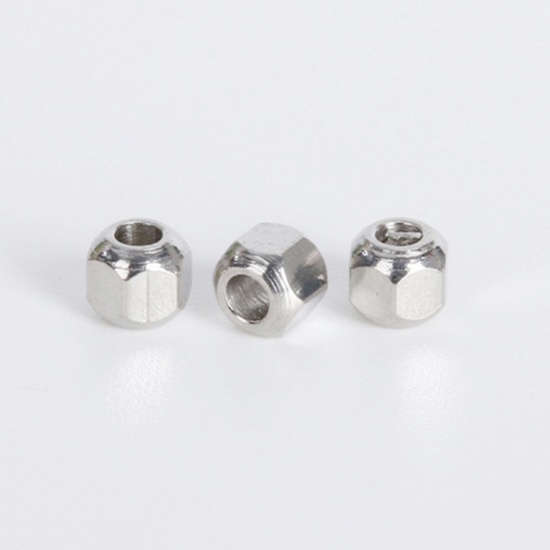 Bild von 304 Edelstahl Perlen Sechseckige Säule Silberfarbe 5mm x 5mm, Loch: ca. 2mm, 20 PCs