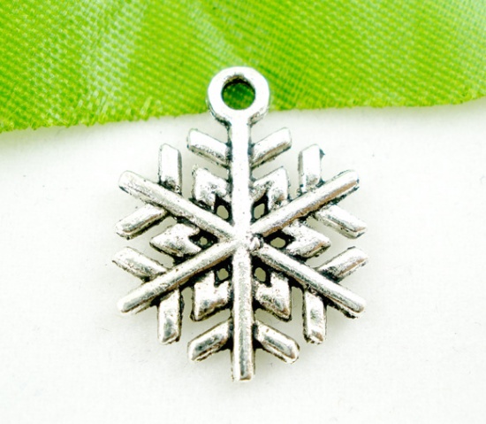 Picture of Zinc Based Alloy Pendants Christmas Snowflake Antique Silver 19mm x 15mm, 50 PCs
