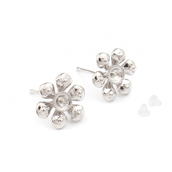 Picture of Copper Ear Post Stud Earrings Silver Tone Flower W/ Loop 12mm x 11mm, Post/ Wire Size: (20 gauge), 2 PCs