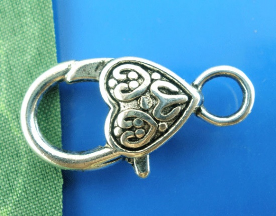 Bild von Zinklegierung Karabinerverschluss Antiksilber mit Herz Mtoiv 25mm x 12mm 20 Stück