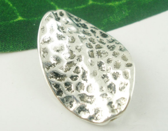 Picture of Zinc Based Alloy Hammered Spacer Beads Tortuose Leaf Antique Silver Spot Carved About 28mm x 18mm, Hole:Approx 1.2mm, 20 PCs