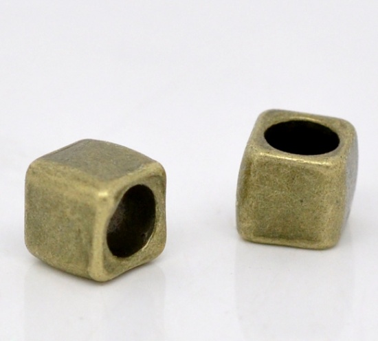 亜鉛合金 スペーサー ビーズ キューブ 銅古美 / 約 6mm x 6mm、 穴：約 4.2mm、 50 個 の画像