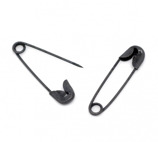 Picture of Black Safety Pins Findings 18x5mm, sold per packet of 500