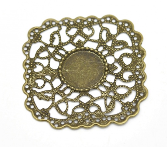 Imagen de Resultados de adornos Filigrana Estampación Aleación Cudrado Cabochon Ajustes (Apta 14.5mm Dia.) Tono Bronce Hueco Diámetro:4.5cm x 4.3cm, 30 Unidades