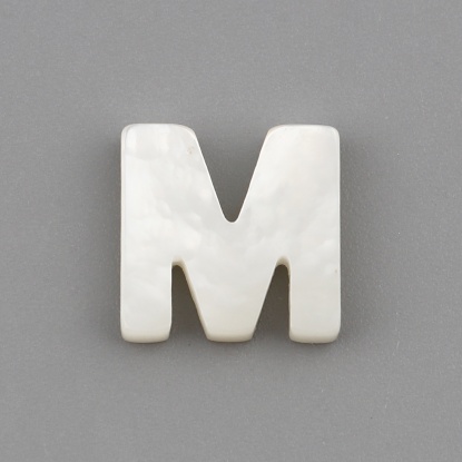 Image de Perles en Coquille Lettre Crème Mots" M " 10mm x 10mm, Taille de Trou: 0.5mm, 1 Pièce