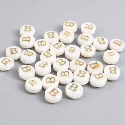 Image de Perles en Coquille Plat-Rond Crème Alphabet Initial/ Lettre Majuscule Mots" B " 8mm Dia, Taille de Trou: 1.1mm, 10 Pcs