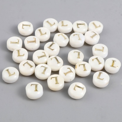 Image de Perles en Coquille Plat-Rond Crème Alphabet Initial/ Lettre Majuscule Mots" L " 8mm Dia, Taille de Trou: 1.1mm, 10 Pcs