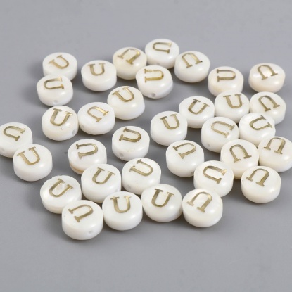 Image de Perles en Coquille Plat-Rond Crème Alphabet Initial/ Lettre Majuscule Mots" U " 8mm Dia, Taille de Trou: 1.1mm, 10 Pcs