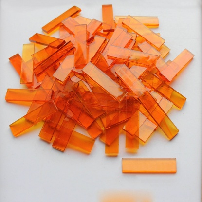 ガラス 飾り オレンジ色 長方形 透明 4cmx 1cm、 1 パック ( 70 個 /パック） の画像