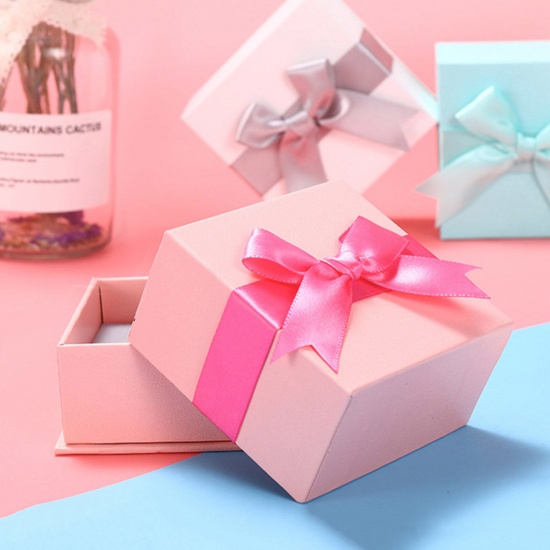 Bild von Paper Jewelry Gift Boxes Square Pink Bowknot Pattern 7.5cm x 7.5cm x 4.5cm , 2 PCs