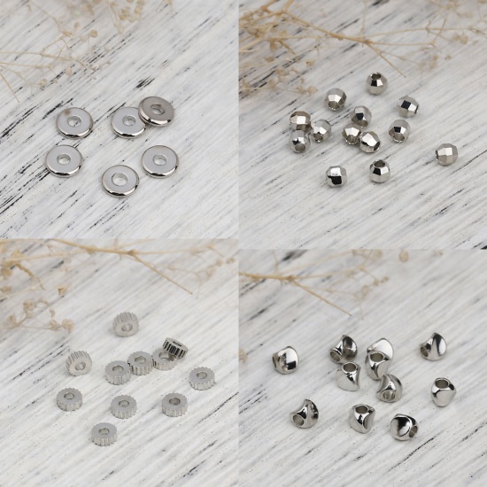 Picture of Copper Beads Round Silver Tone About 3.5mm( 1/8") Dia, Hole: Approx 1.2mm, 200 PCs