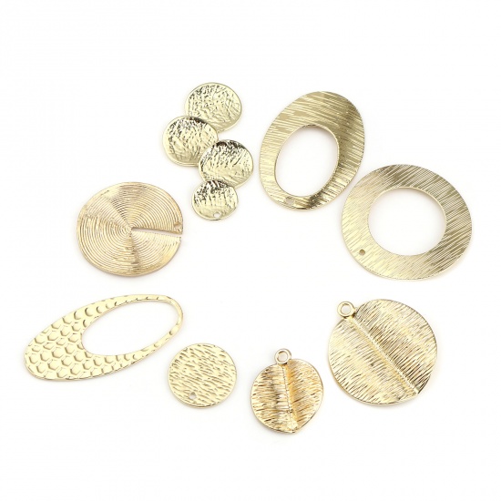 Picture of Zinc Based Alloy Pendants Round Gold Plated Swirl 32mm Dia., 5 PCs