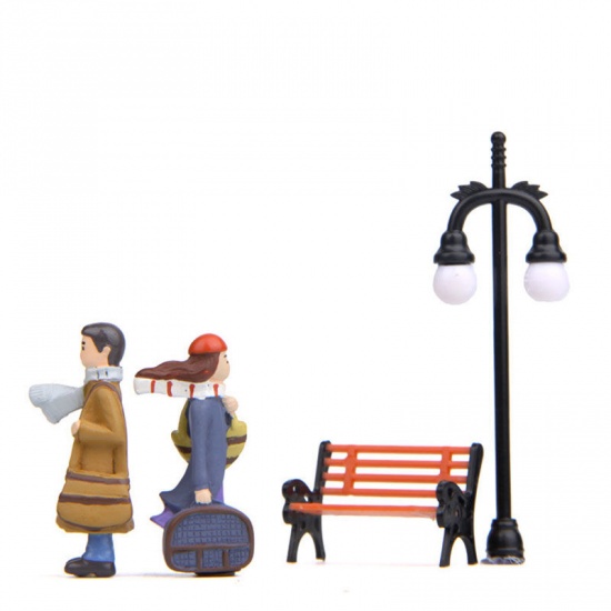 Immagine di Travel Couple Series Set Resin Micro Landscape Miniature Craft Decoration