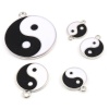 Bild von Zinklegierung Religiös Charms Rund Silberfarbe Schwarz & Weiß Yin Yang Symbol Emaille 10 Stück
