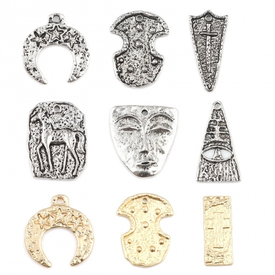 Picture of Zinc Based Alloy Maya Pendants Triangle Antique Silver Color