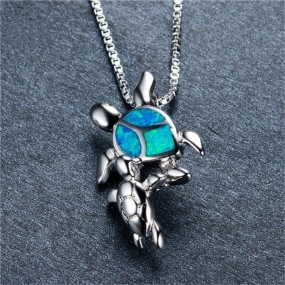 Picture of Necklace Silver Tone Blue Tortoise Animal 50cm(19 5/8") long, 1 Piece