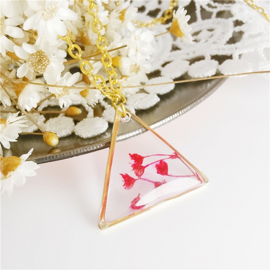 Image de Colliers Bijoux en Résine Faits à la Main Fleur Séchée Doré Fuchsia Triangle 45cm long, 1 Pièce