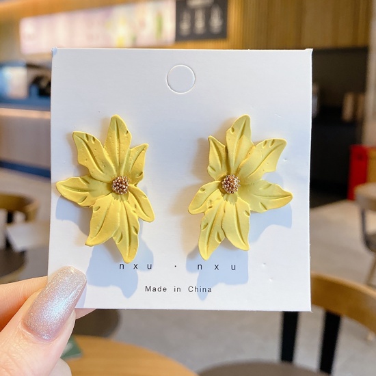 Picture of Resin Ear Post Stud Earrings Yellow Flower 25mm, 1 Pair
