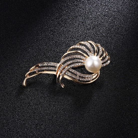 Immagine di Lega di Zinco Spilla Foglia Oro Placcato Bianco Imitata Perla Trasparente Strass 6cm x 3.5cm, 1 Pz