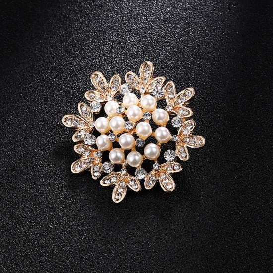 Immagine di Lega di Zinco Spilla Fiore Oro Placcato Bianco Imitata Perla Trasparente Strass 4.5cm x 4.5cm, 1 Pz