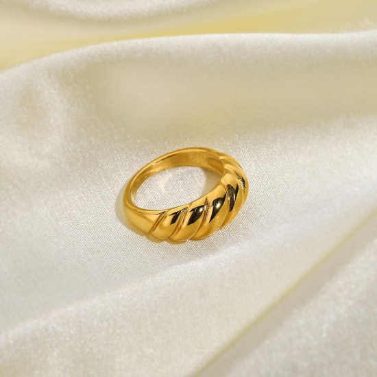 Bild von Umweltfreundlich Einfach und lässig Ins Stil 18K Gold plattiert 304 Edelstahl Uneinstellbar Geflochten Ring Für Frauen 16.5mm（US Größe:6), 1 Stück