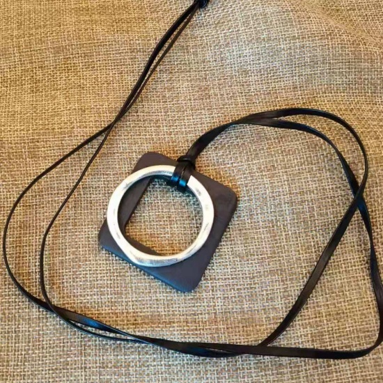 Bild von Holz Böhmischer Stil Pullover Halskette Dunkelbraun Ring 80cm lang, 1 Strang