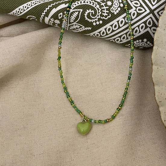 Bild von Acryl Böhmischer Stil Perlenkette Grün Herz Emaille 40cm lang, 1 Strang