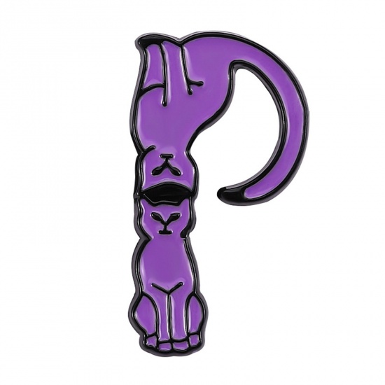 Immagine di Carino Spilla Gatto Lettere " P " Colore Viola Smalto 4cm x 2cm, 1 Pz