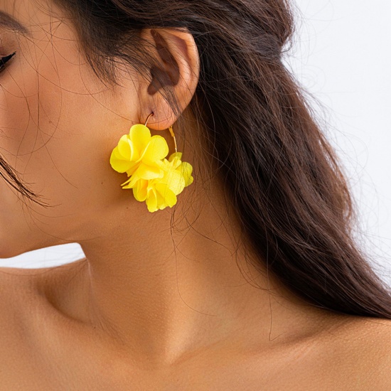 Bild von Fabric Stylish Earrings Yellow Flower 6.5cm x 5cm, 1 Pair