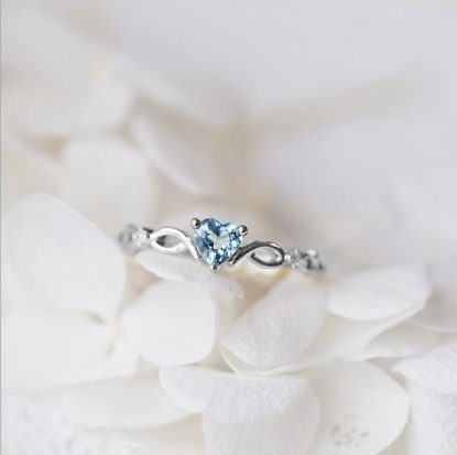 Bild von Uneinstellbar Ring Silberfarbe Herz Blau Strass 16.5mm（US Größe:6), 1 Stück