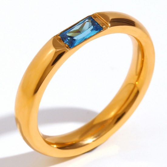 Immagine di Ecologico Minimalista Squisito 18K Oro riempito 304 Acciaio Inossidabile & Zircone Cubico Non Regolabile Rettangolo Anello Per Donne Anniversario 17.3mm (taglia di US: 7), 1 Pz